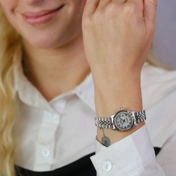 Rolex Datejust White Roman Dial 26mm W/Certificate - Picture 2 of 11